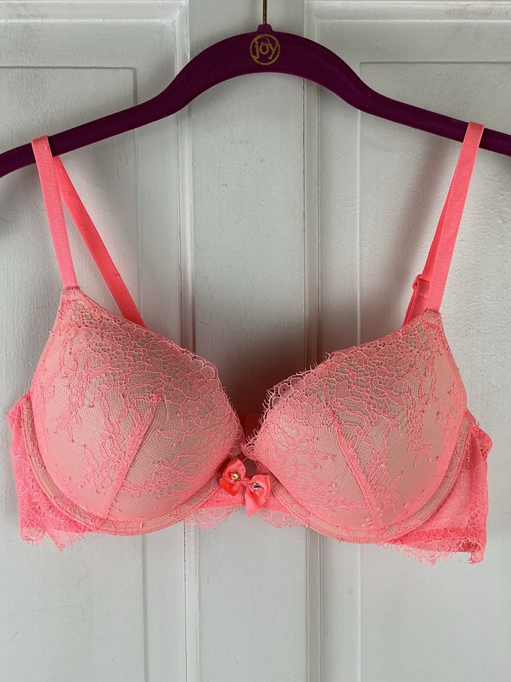 Victoria’s Secret Very Sexy Pink Lace Shimmer Push Up Bra | 36B